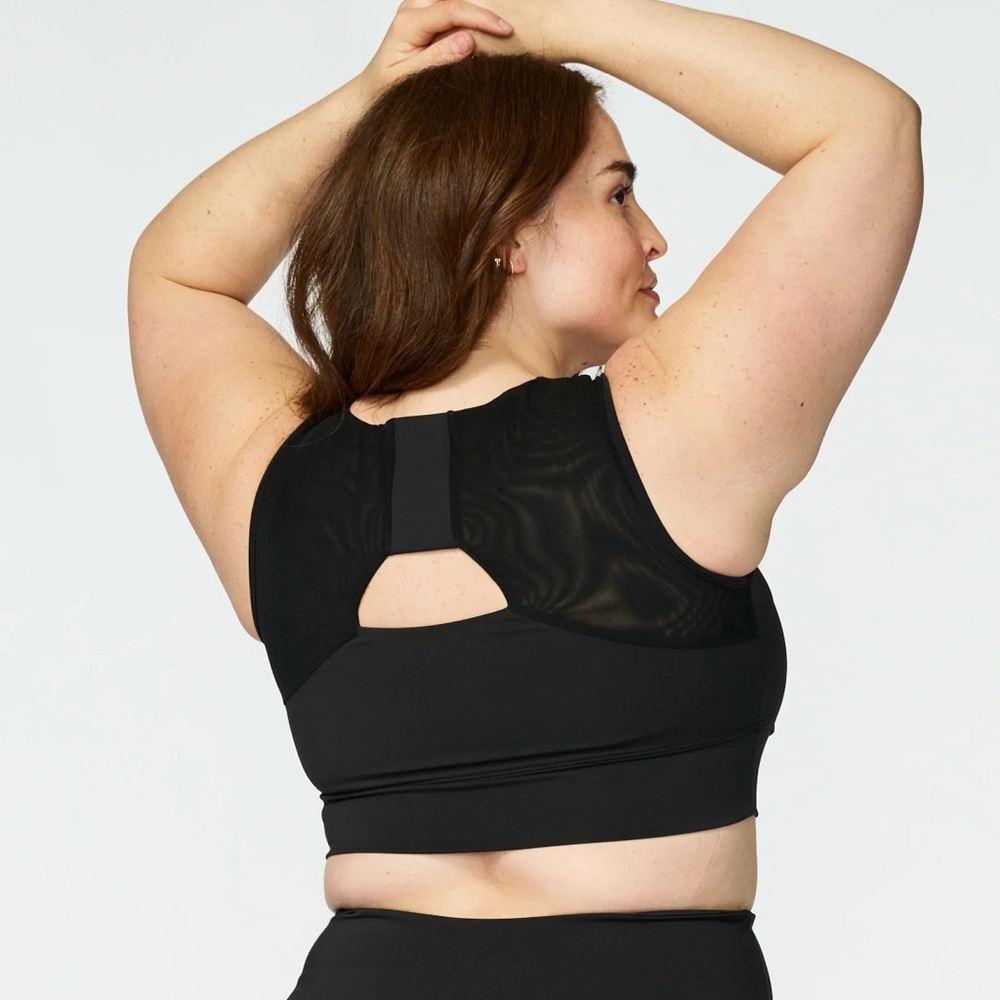 Forme Black Sports Bra - Picture 2 of 7